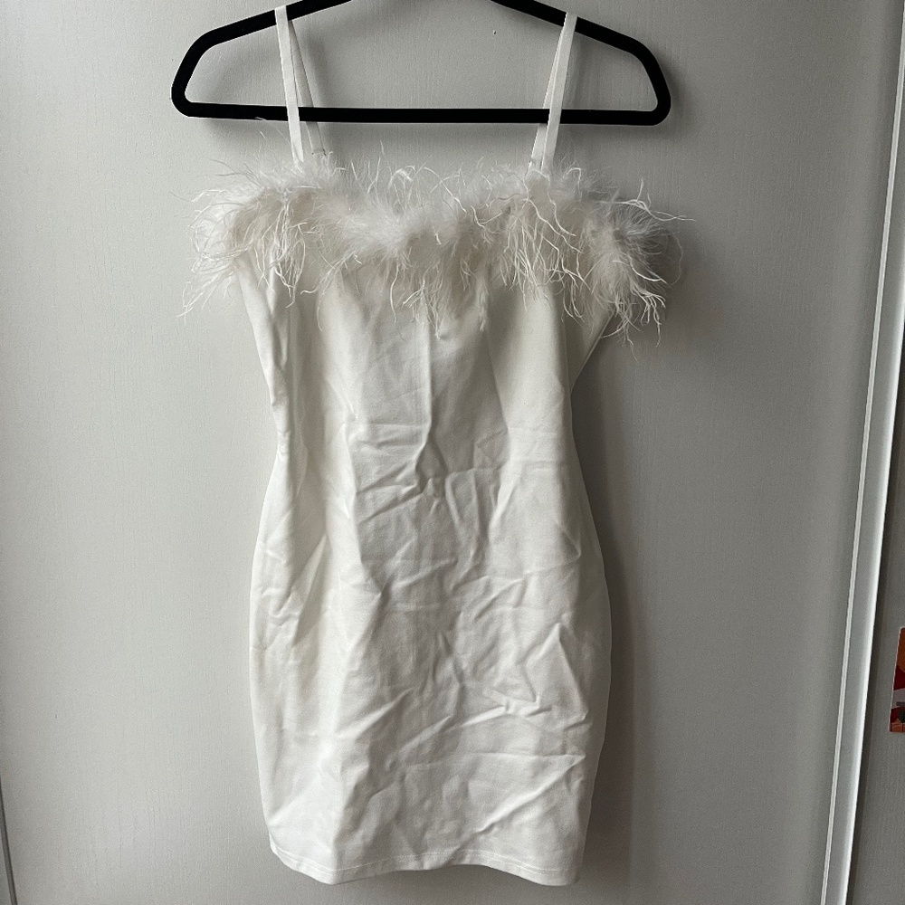 White Feather Body Con Mini Dress, Fashion Nova, size L